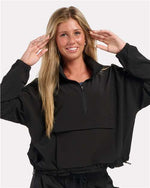 Women's Stretch Woven Quarter-Zip Pullover